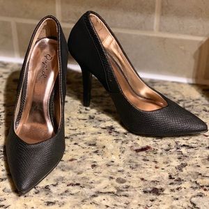 Snake Skin/ Black Corduroy Pumps